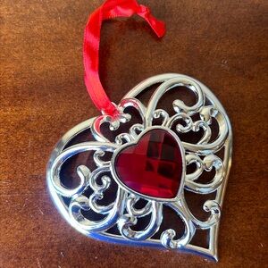NIB Lenox beautiful silver plated heart ornament